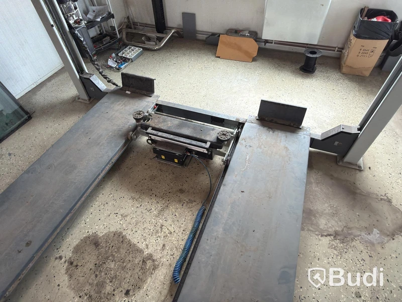 4-post vehicle lift with wheel-free jack, OMA 526C, 5000 kg