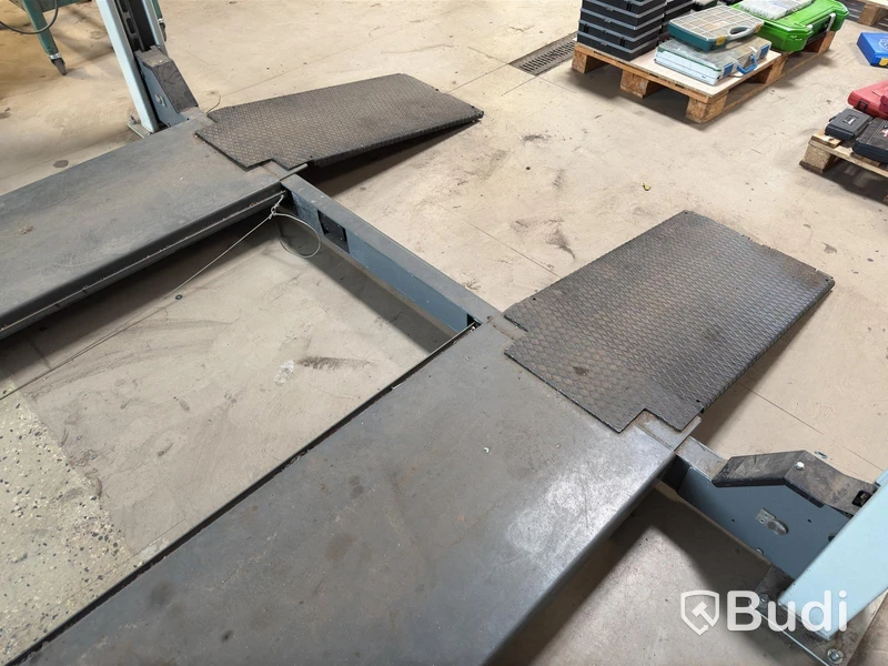 4-post vehicle lift with wheel-free jack, OMA 526C, 5000 kg