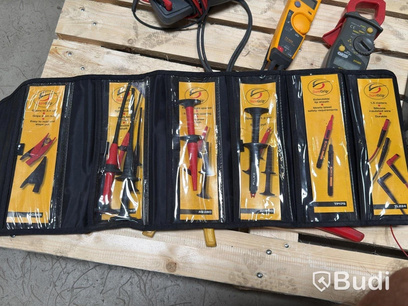 Velleman bench power supply and measuring instruments incl. Fluke