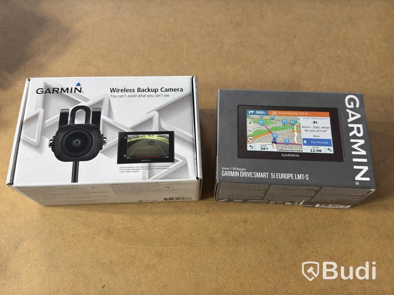 Garmin package - GPS and reversing camera