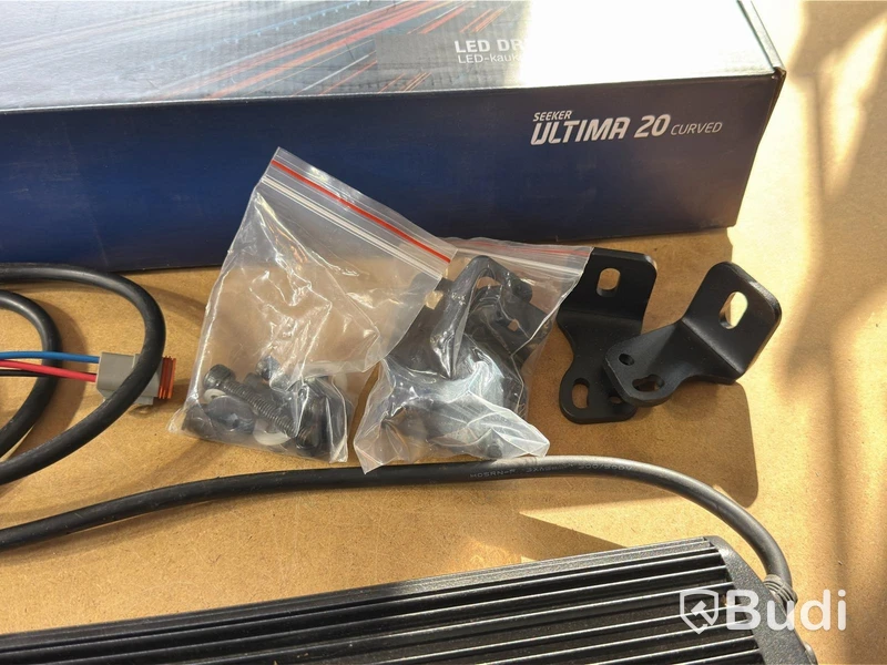 Auxiliary Light Bar, Seeker Ultima 20" Curved