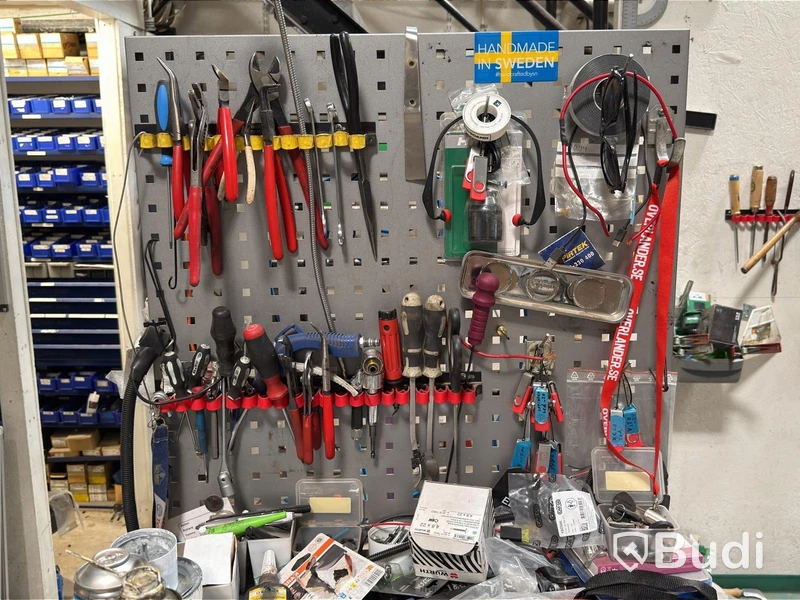 Verktygsvagn System Edström, med verktyg och innehåll