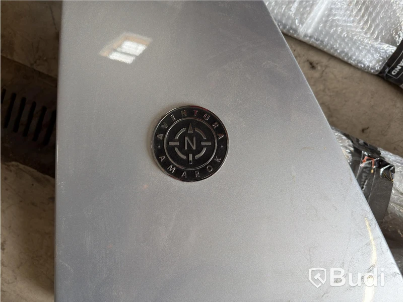 MontainTop Roll and pickup bed parts, VW Amarok