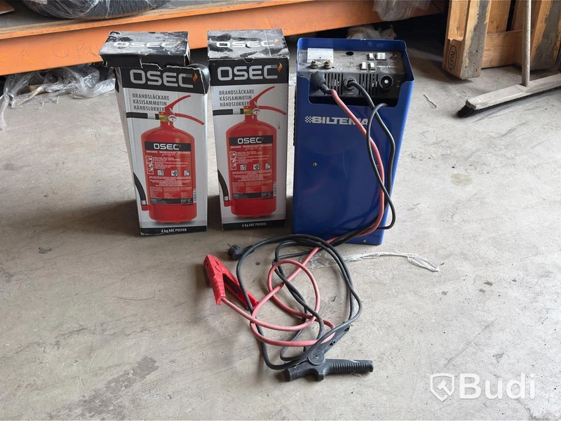 Biltema CD-320 battery charger and 2 fire extinguishers
