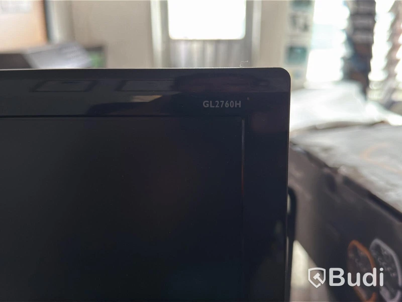 HP skrivare samt 27" skärm från BENQ