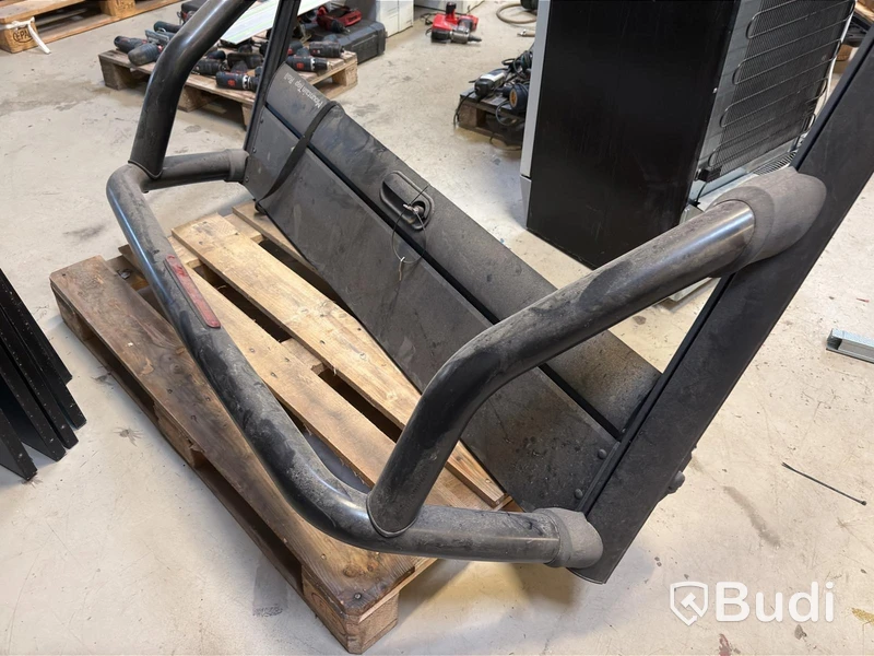 Sports bar with Mountain Top Roll, VW Amarok