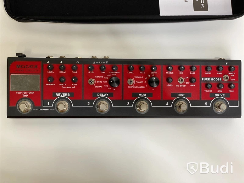 MOOER Red Truck - combined effects pedal