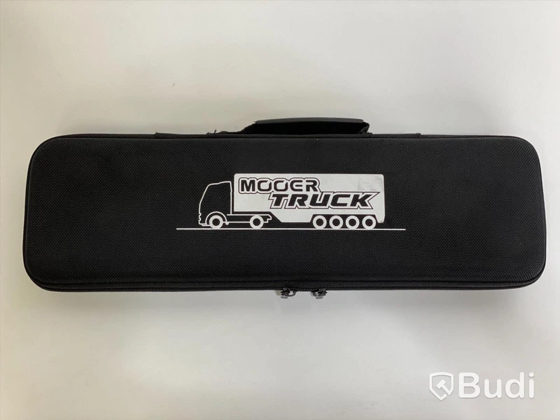 MOOER Red Truck - combined effects pedal