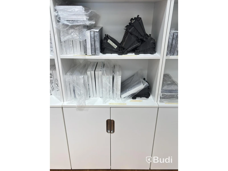 3 Cabinets incl. contents