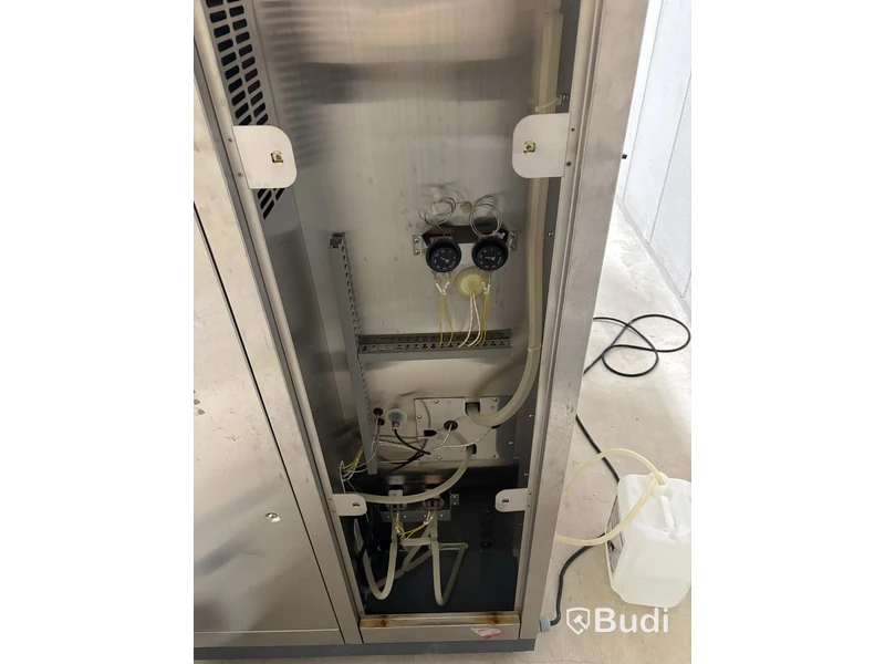 Humidity chamber