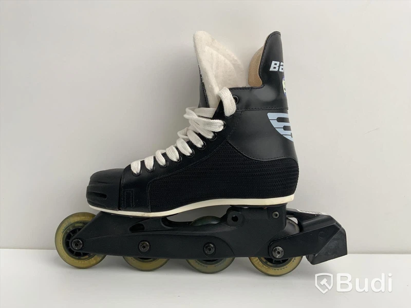 Rullskriskor. BAUER impact 30. Storlek 43,5