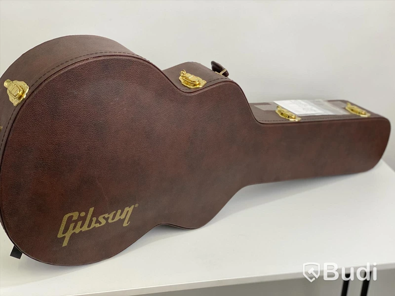 Gibson J-200 standard B-stock