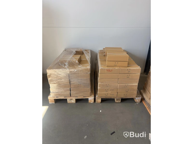 103 Kaba TouchGO door units. 175 black transponders.