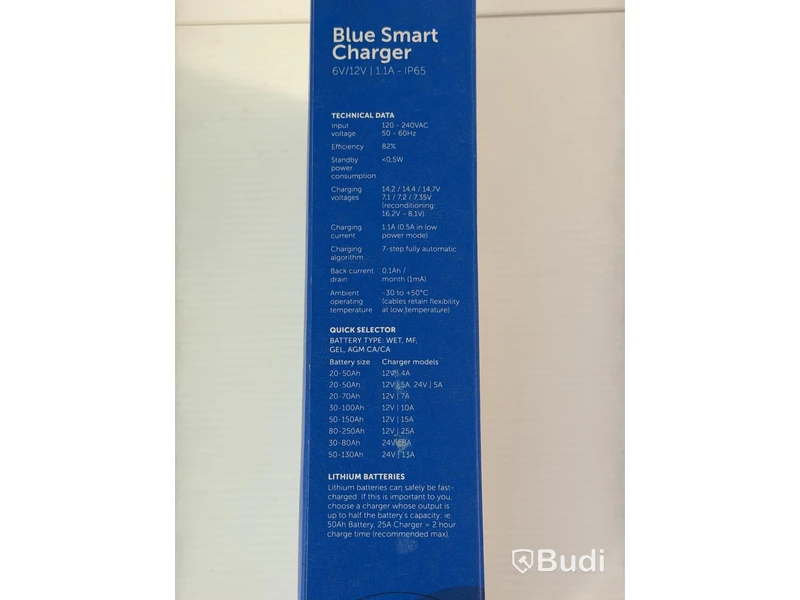 Victron Blue Smart Charger 6V/12V and 2 lamps