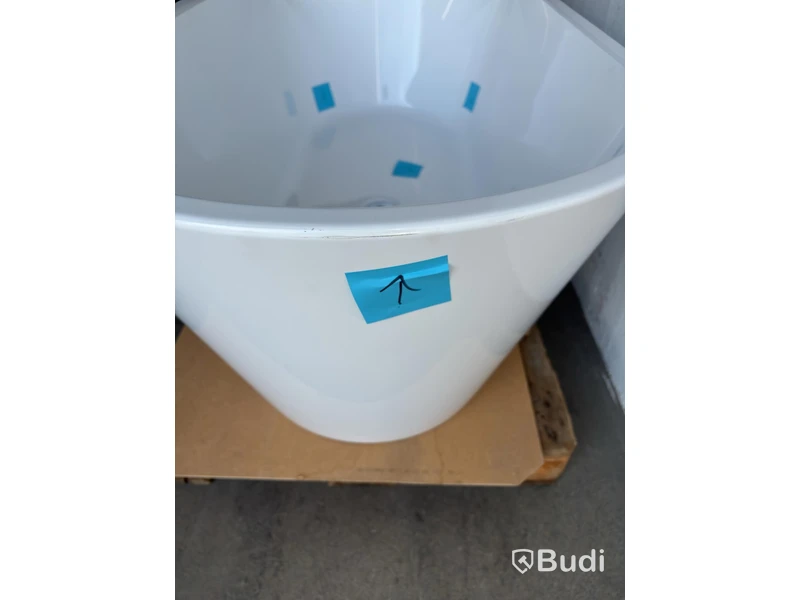 Rivo Bathtub