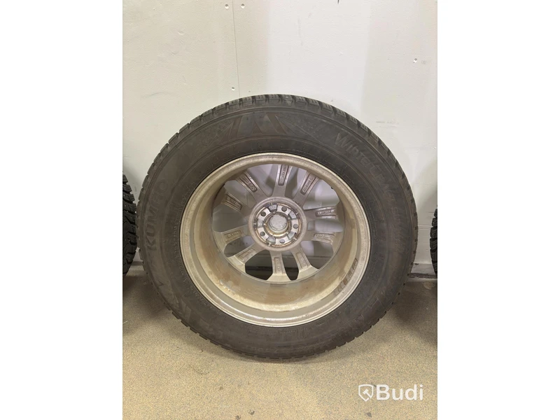 4 st. Dubbade vinterhjul WintercraftSUV, Kumho, 225/65 R17 106T