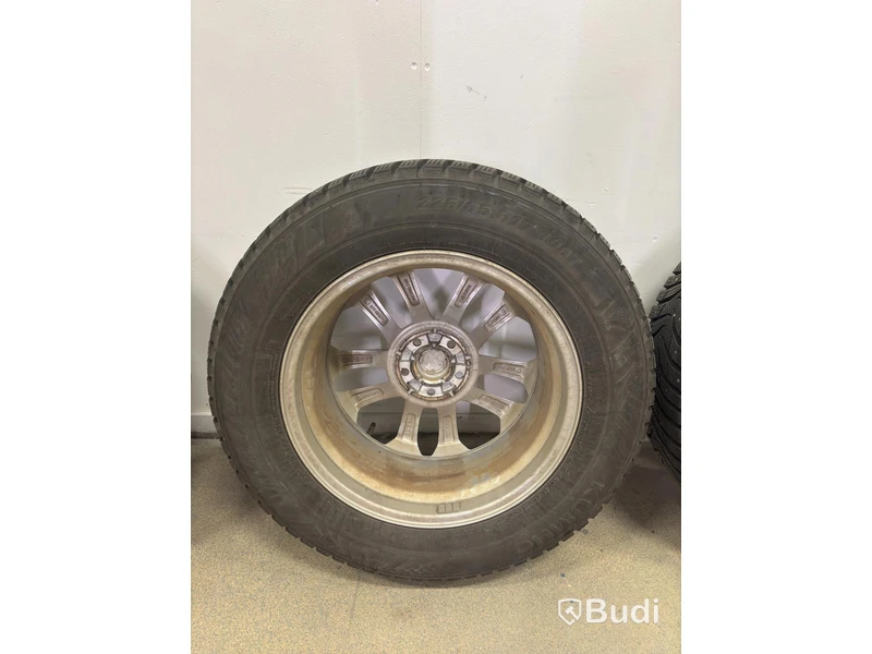 4 st. Dubbade vinterhjul WintercraftSUV, Kumho, 225/65 R17 106T