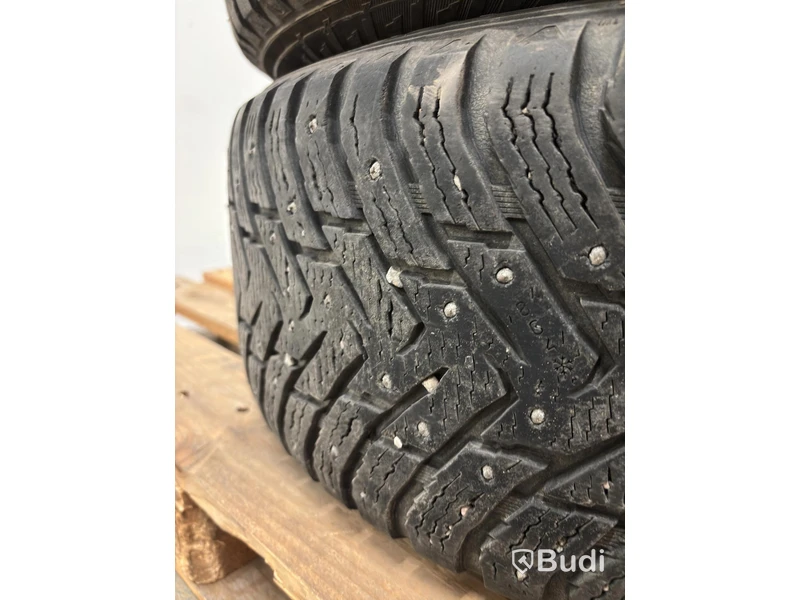 4 st. Dubbade M&S hjul Nokian, Hakkapeliitta 8 SUV, 265/60 R18