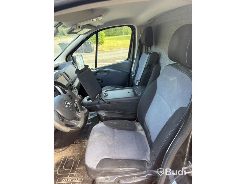Opel Vivaro Panel Van 2.9 t 1.6 CDTI BiTurbo Manual, 120 hp, 2015