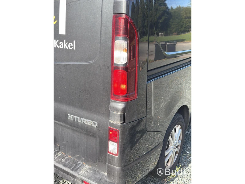 Opel Vivaro Panel Van 2.9 t 1.6 CDTI BiTurbo Manual, 120 hp, 2015