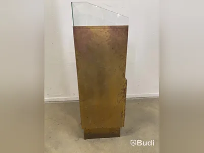Shop counter