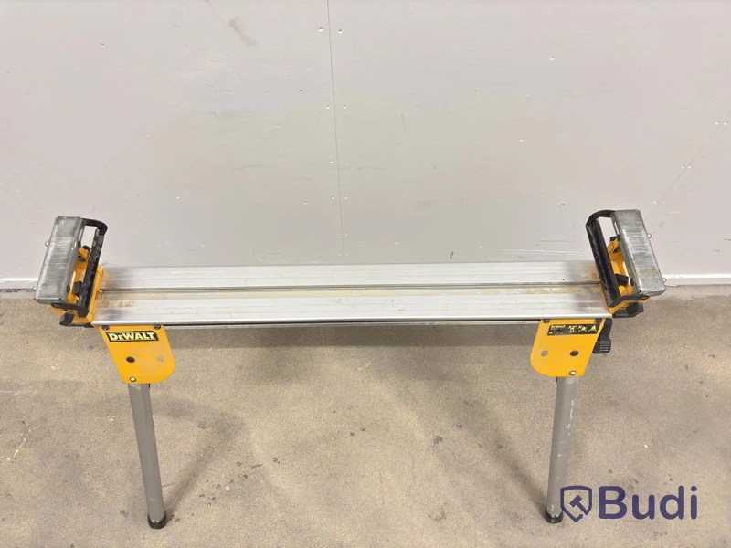 Sågbänk Dewalt, DE7033