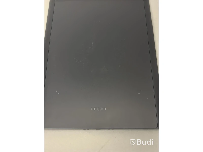 Wacom drawing tablet, PTH-660