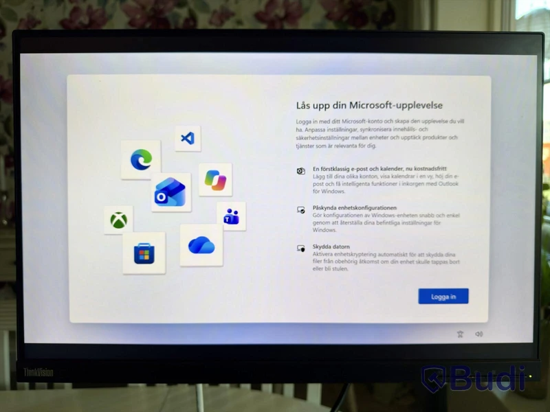 Lenovo IdeaPad 3 with Lenovo ThinkVision 24” monitor and accessories