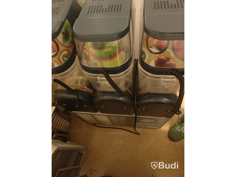 Slush machine, 3 containers