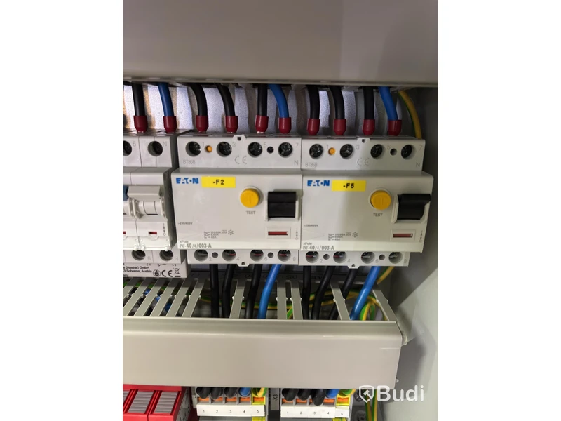 Wallbox Compleo Advanced Compact WM HC2, including distribution box with RCD and fuses.