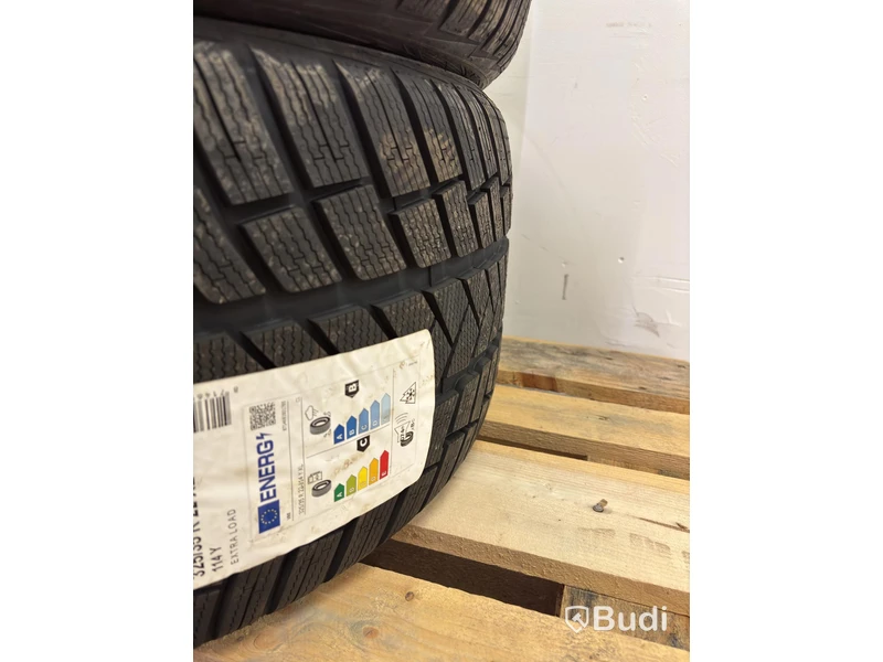 2 st. vinterdäck Vredestein, Wintrac Pro+, 325/35 R 22 XL 114 Y