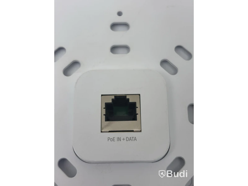 Ubiquiti UniFi wireless access point