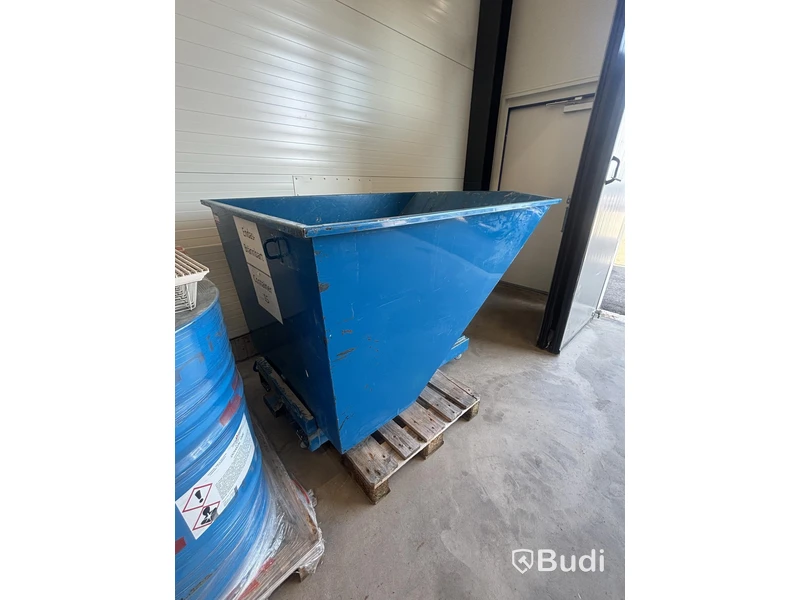 Intra tipping container with wheels, approx. 160 x 120 cm.