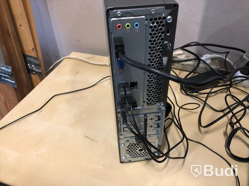 1st Dator Lenovo Ideacenter m Samsung curved skärm