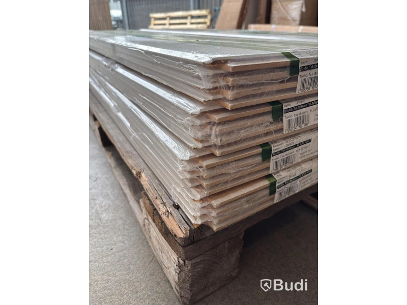 8 pcs. HUNTONIT BRILLIANT WHITE CEILING PANELS 11X300X1220MM