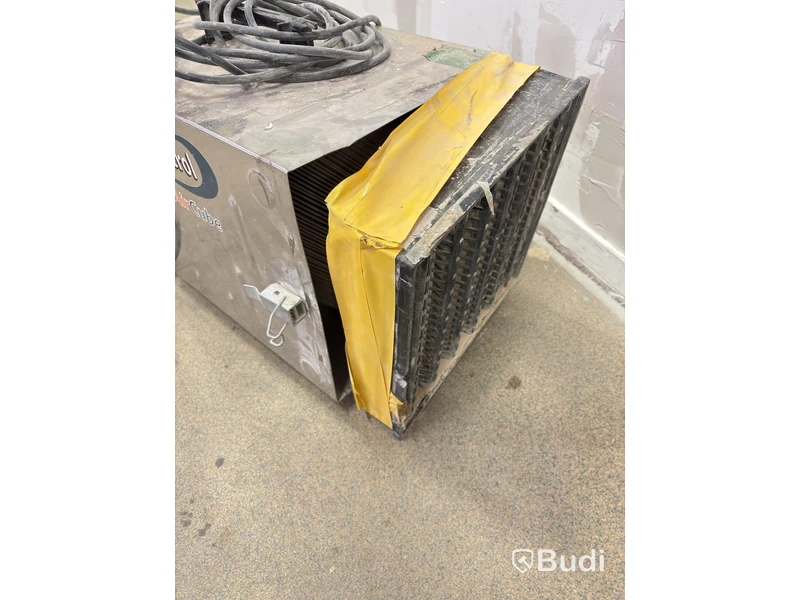 2 Dustcontrol DC Air Cube air purifiers