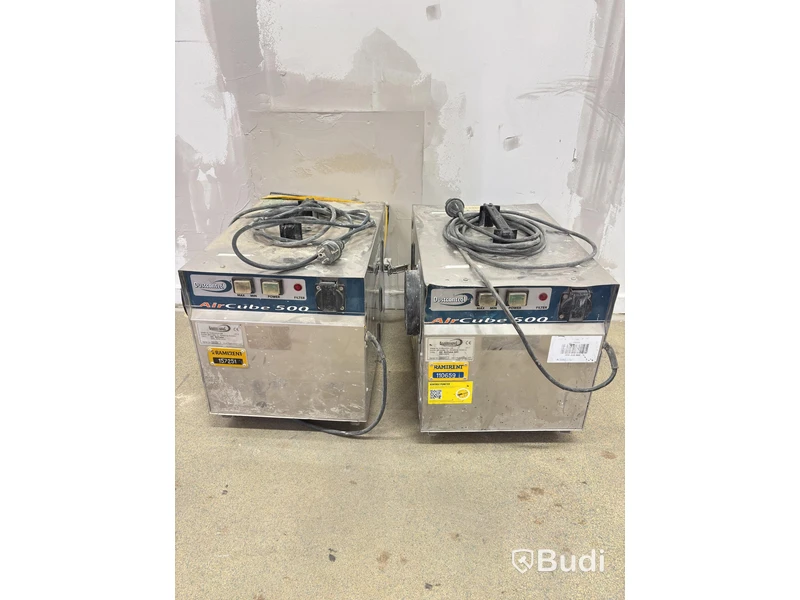 2 Dustcontrol DC Air Cube air purifiers