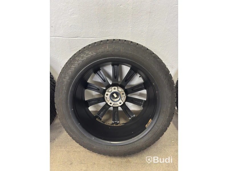 4 st. Dubbade åretrunthjul, Nokian Tyres, 235/50 R19 103T