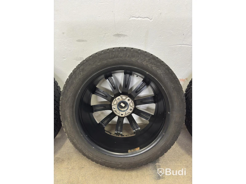 4 st. Dubbade åretrunthjul, Nokian Tyres, 235/50 R19 103T