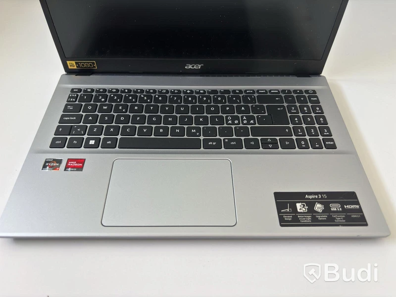 Laptop Acer Aspire 3, 16 GB RAM, 1 TB SSD