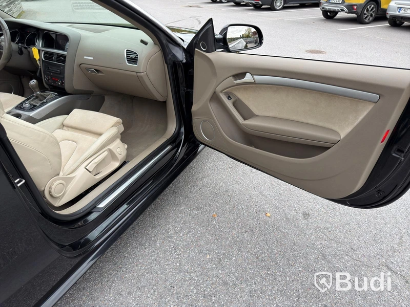 Audi A5 2.0 TFSI Cabriolet (211hk)-2009