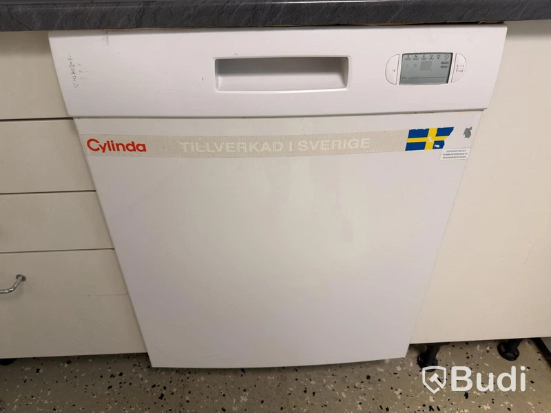 Kyl/frys, diskmaskin, mikrovågsugn m.m.