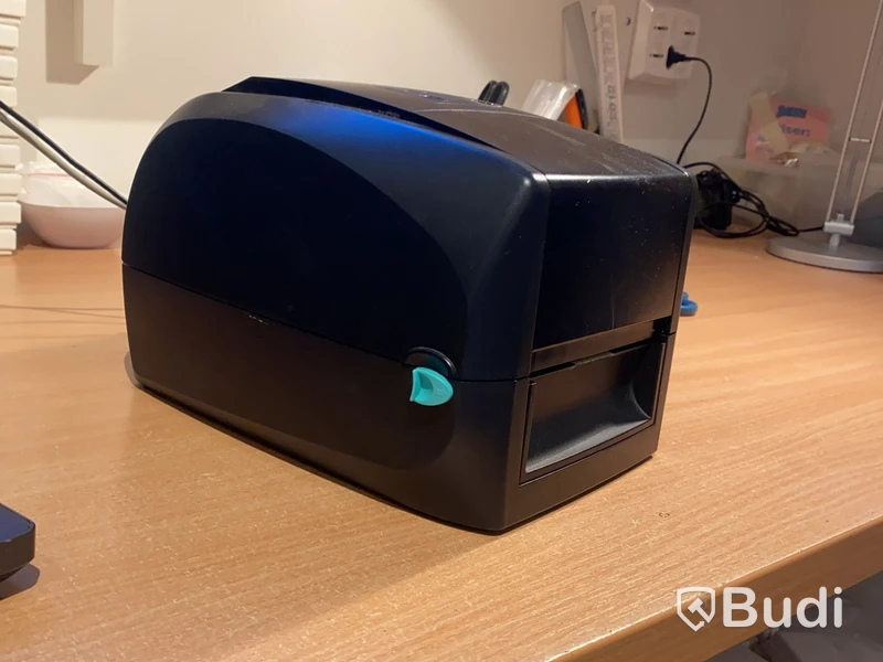 GoDEX RT700 label printer