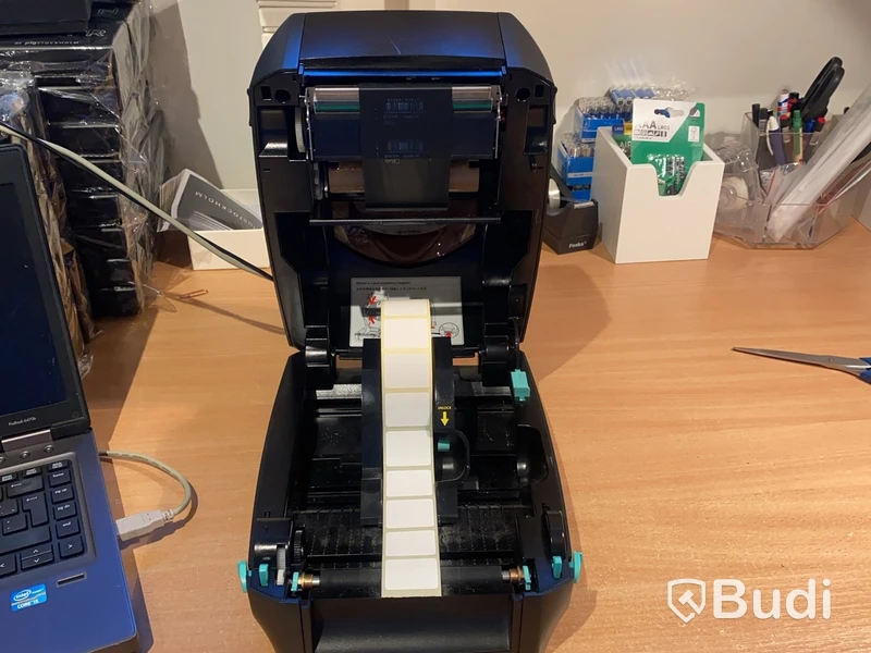 GoDEX RT700 label printer