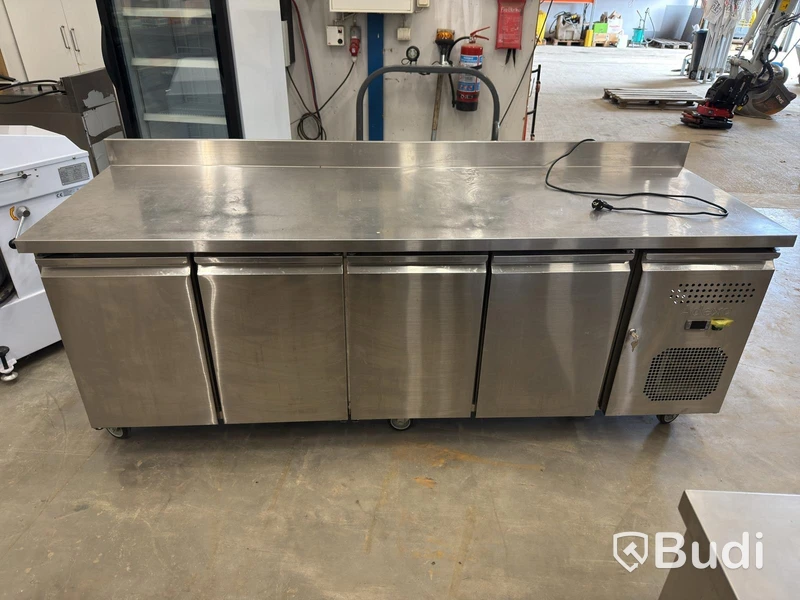 Refrigerated counter Adexa RG42V, 225 cm