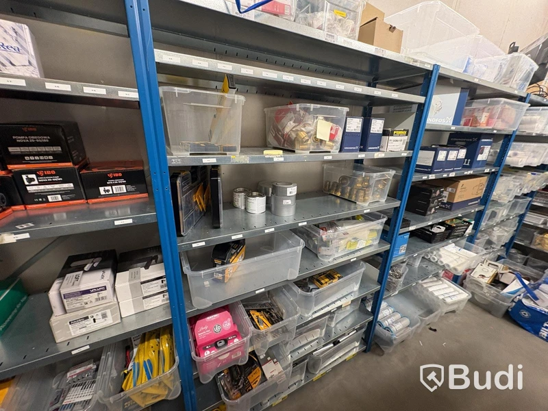 Large lot of plumbing items & standard materials