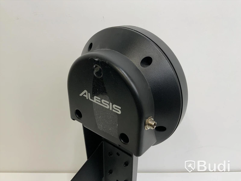 Digital baskagge, ALESIS . Omstartad
