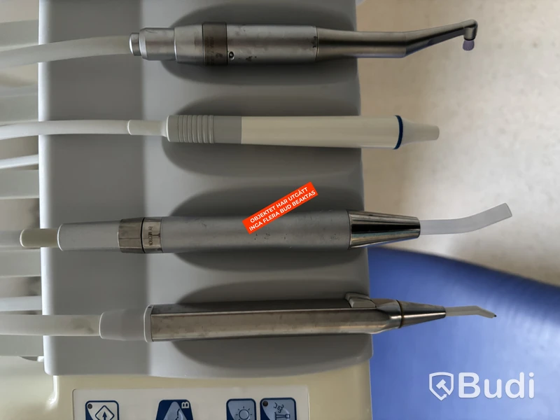 Dental chair PLANMECA COMPACT i with instrument unit and operating light