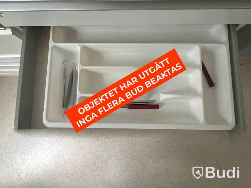 Furnishings and dental equipment, cabinet with accessories