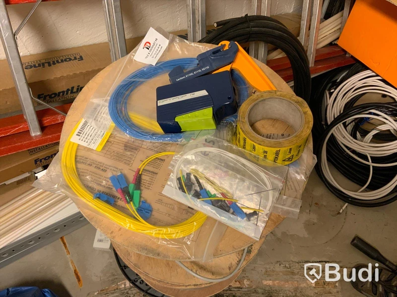 Nätverkskabel samt div fiber kit